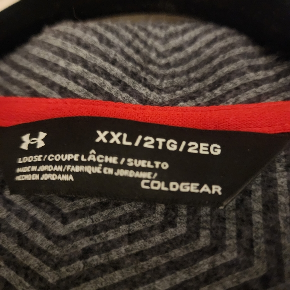 Under Armour Men's Gray and Black Jacket with Red Details - Picture 3 of 3